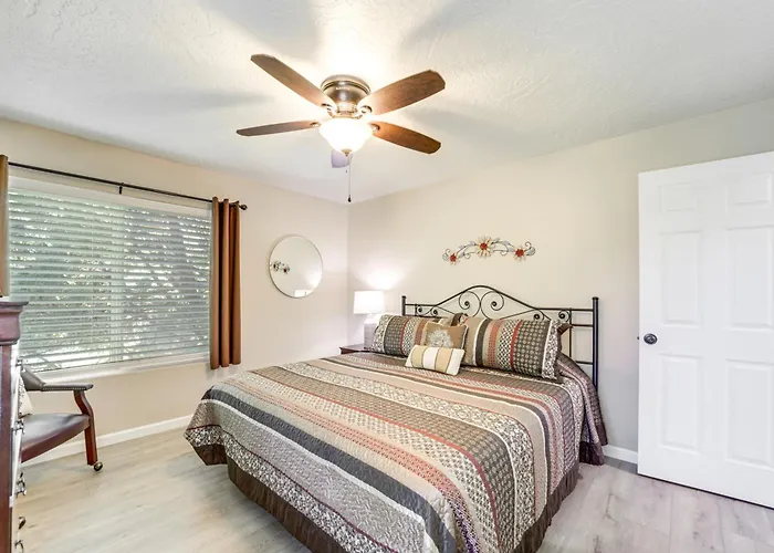 Holiday home Mtn-view W/ Hot Tub Access In Sedona! *